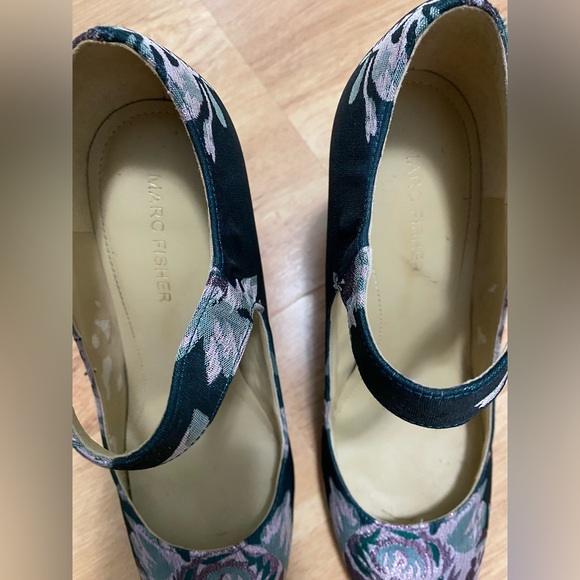 Marc Fisher Green & Pink Glitter Block Heels Mary Jane’s Size 8 - Picture 11 of 16